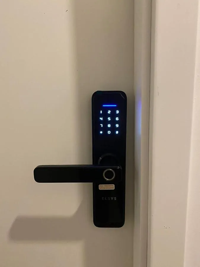 Maravilhoso Apartamento Em Frente Ao Metro Bras ! Σάο Πάολο