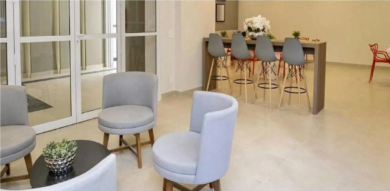 Maravilhoso Apartamento Em Frente Ao Metro Bras ! Σάο Πάολο